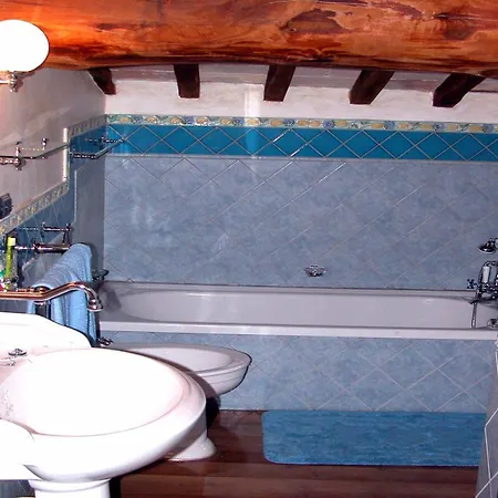 Konukevi Room In Bb - Economy Room 2 People Lerchi